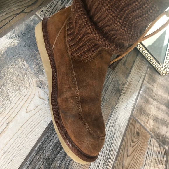 UGG Suburb suede crotchet boot leather tassels - Picture 12 of 15